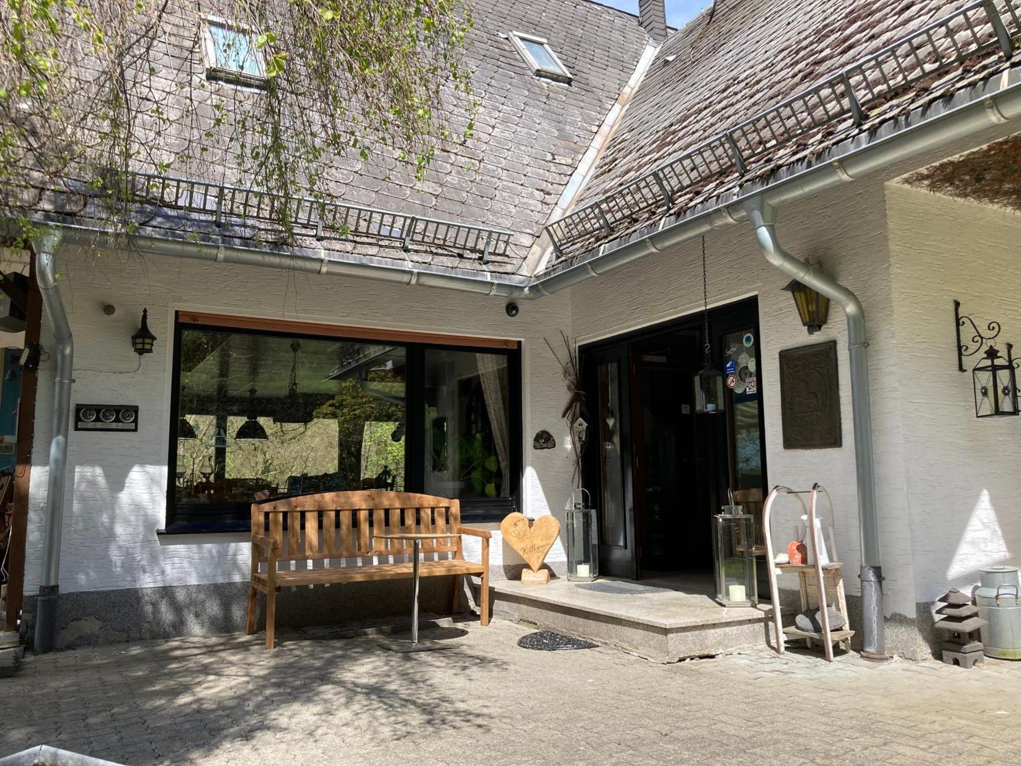Gasthof Walhalja Schmallenberg Eksteriør bilde